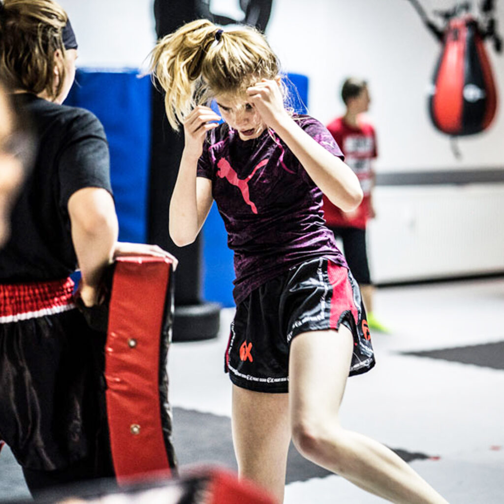 Kinder Kickboxen 10 bis 15 Jahre